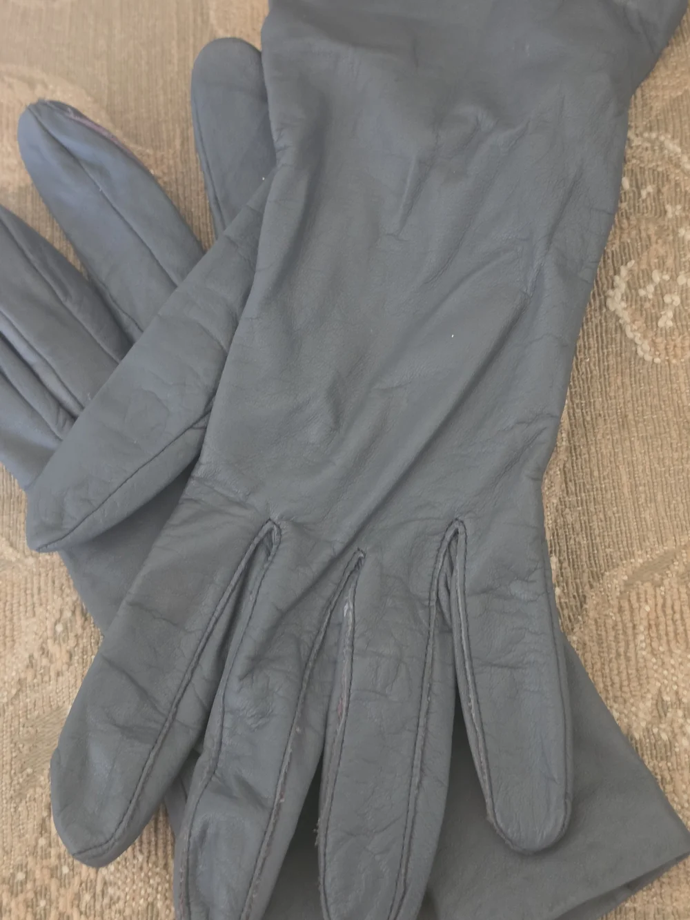 Classic Black Leather Gloves